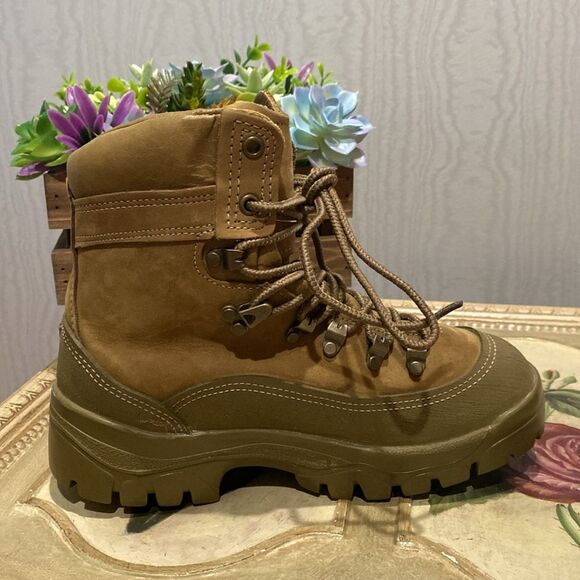 Belleville Mountain Combat Hiking Boots MCB950 Vibram Sole Gortex Men’s 4.5 Wide - Picture 2 of 13